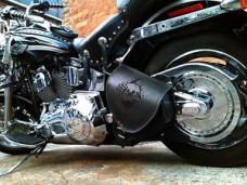 Black Top Leather Swingarm Skull Embossed Left Single Bag for Harley Davidson Softail 2018 ONWARDS